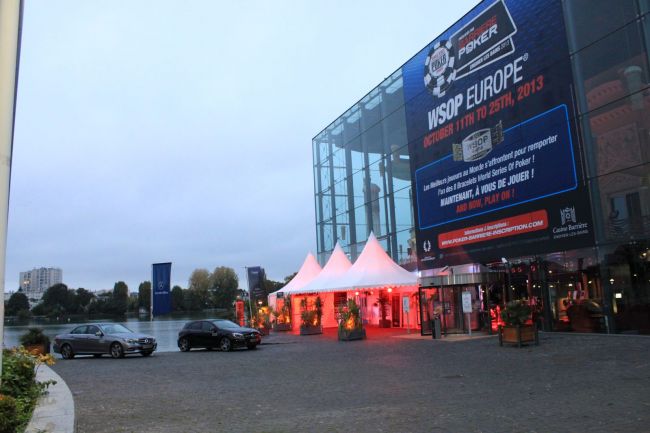 Manifestation publique pour un tournoi de poker